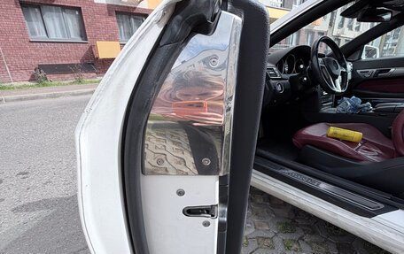 Mercedes-Benz E-Класс, 2014 год, 1 700 000 рублей, 20 фотография