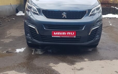 Peugeot Traveller I, 2019 год, 4 000 000 рублей, 1 фотография