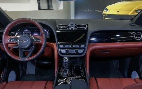 Bentley Bentayga I, 2025 год, 37 987 000 рублей, 9 фотография