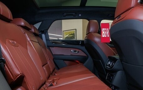 Bentley Bentayga I, 2025 год, 37 987 000 рублей, 15 фотография