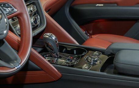 Bentley Bentayga I, 2025 год, 37 987 000 рублей, 32 фотография