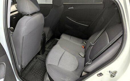 Hyundai Solaris II рестайлинг, 2012 год, 920 000 рублей, 12 фотография