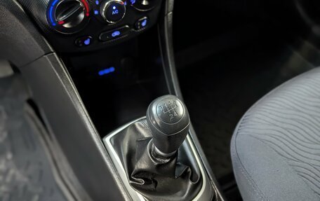 Hyundai Solaris II рестайлинг, 2012 год, 920 000 рублей, 22 фотография