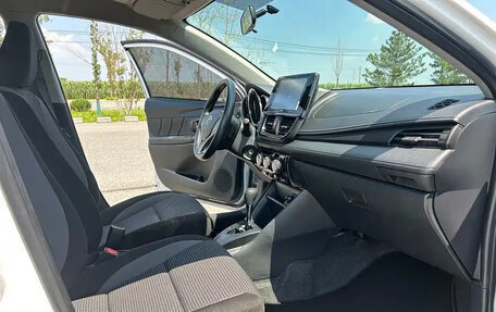 Toyota Vios III, 2023 год, 2 098 000 рублей, 14 фотография