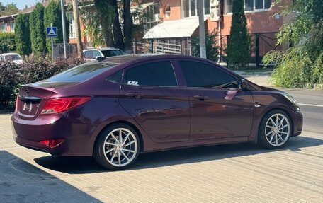 Hyundai Solaris II рестайлинг, 2011 год, 649 000 рублей, 4 фотография