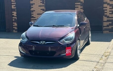 Hyundai Solaris II рестайлинг, 2011 год, 649 000 рублей, 2 фотография