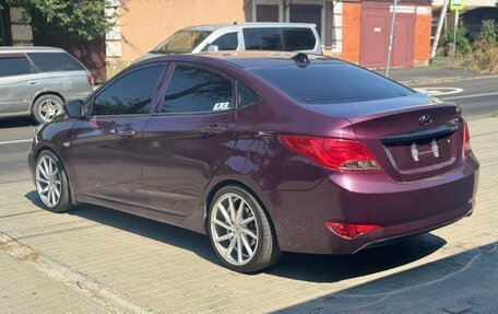 Hyundai Solaris II рестайлинг, 2011 год, 649 000 рублей, 7 фотография