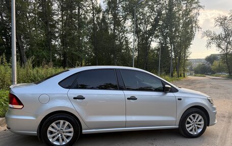 Volkswagen Polo VI (EU Market), 2015 год, 860 000 рублей, 4 фотография