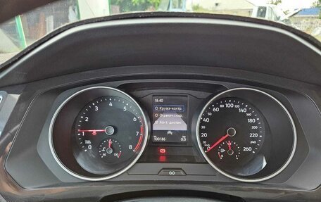 Volkswagen Tiguan II, 2021 год, 2 650 000 рублей, 10 фотография