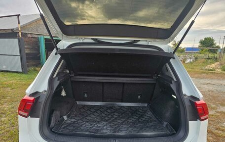 Volkswagen Tiguan II, 2021 год, 2 650 000 рублей, 17 фотография
