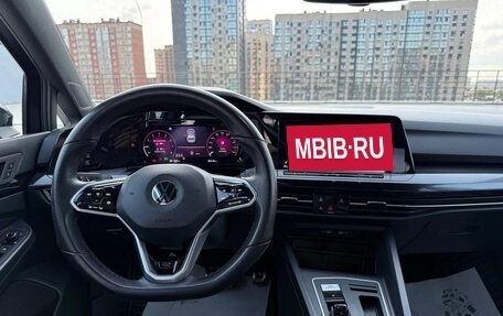 Volkswagen Golf VIII, 2023 год, 2 150 000 рублей, 10 фотография