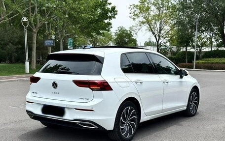 Volkswagen Golf VIII, 2022 год, 1 860 000 рублей, 6 фотография