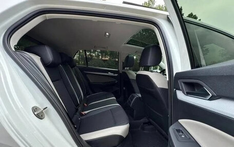 Volkswagen Golf VIII, 2022 год, 1 860 000 рублей, 16 фотография