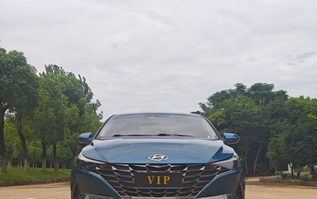 Hyundai Elantra, 2023 год, 1 750 000 рублей, 2 фотография