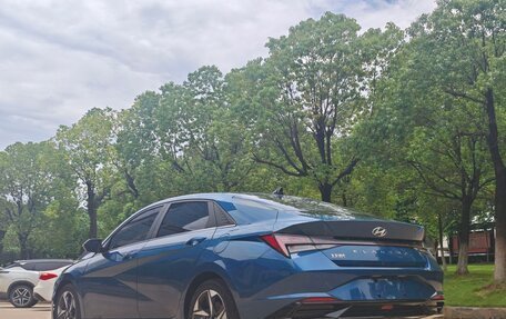 Hyundai Elantra, 2023 год, 1 750 000 рублей, 4 фотография
