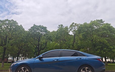 Hyundai Elantra, 2023 год, 1 750 000 рублей, 9 фотография