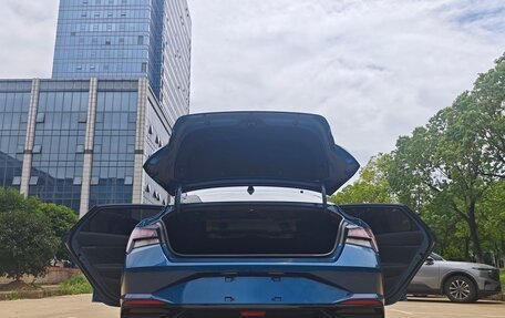 Hyundai Elantra, 2023 год, 1 750 000 рублей, 7 фотография