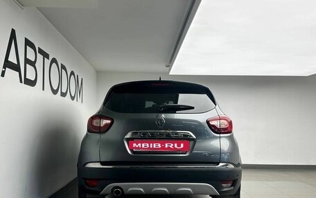 Renault Kaptur I рестайлинг, 2021 год, 1 698 000 рублей, 3 фотография