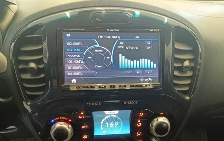 Nissan Juke II, 2012 год, 900 000 рублей, 11 фотография
