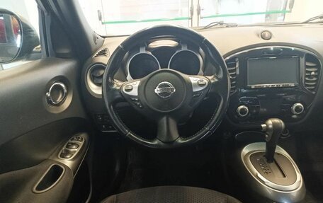Nissan Juke II, 2012 год, 900 000 рублей, 15 фотография