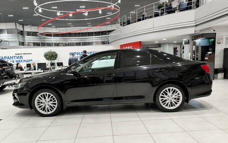 Toyota Camry, 2017 год, 2 450 000 рублей, 10 фотография