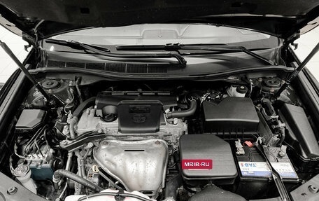Toyota Camry, 2017 год, 2 450 000 рублей, 11 фотография