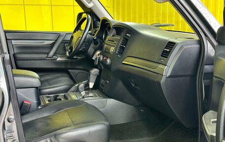 Mitsubishi Pajero IV, 2012 год, 1 829 000 рублей, 17 фотография