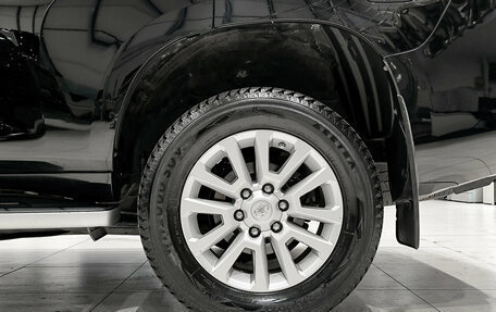 Toyota Land Cruiser Prado 150 рестайлинг 2, 2014 год, 3 250 000 рублей, 22 фотография