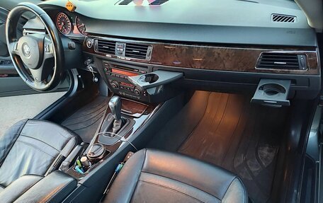 BMW 3 серия, 2008 год, 1 350 000 рублей, 34 фотография