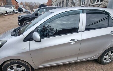 KIA Picanto II, 2011 год, 700 000 рублей, 3 фотография