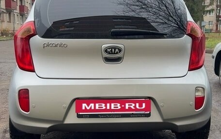 KIA Picanto II, 2011 год, 700 000 рублей, 2 фотография