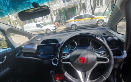 Honda Fit III, 2008 год, 530 000 рублей, 16 фотография