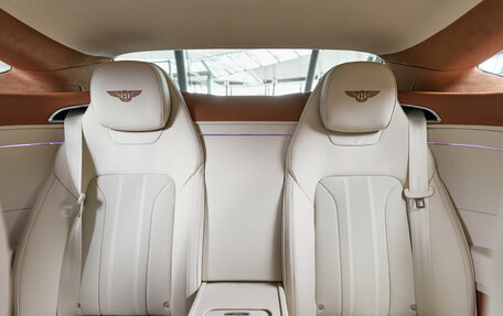 Bentley Continental GT, 2025 год, 52 900 000 рублей, 24 фотография