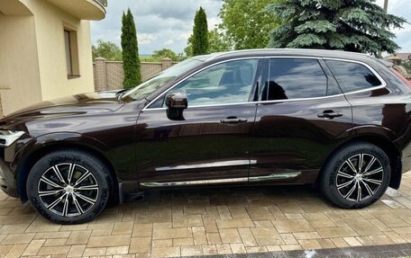 Volvo XC60 II, 2018 год, 2 800 000 рублей, 5 фотография