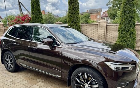 Volvo XC60 II, 2018 год, 2 800 000 рублей, 2 фотография