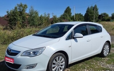Opel Astra J, 2011 год, 690 000 рублей, 1 фотография