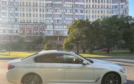 BMW 5 серия, 2022 год, 4 350 000 рублей, 4 фотография