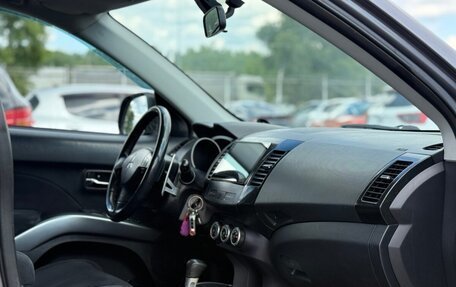 Mitsubishi Outlander III рестайлинг 3, 2008 год, 840 000 рублей, 14 фотография