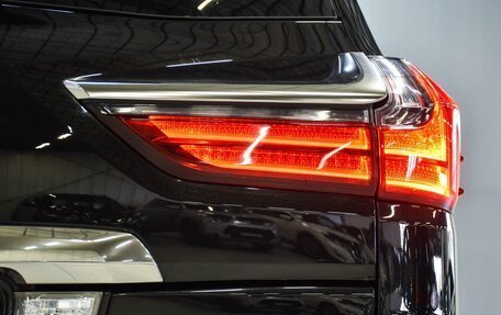 Lexus LX III, 2017 год, 6 999 000 рублей, 9 фотография