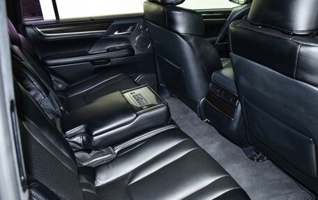 Lexus LX III, 2017 год, 6 999 000 рублей, 12 фотография