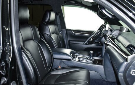 Lexus LX III, 2017 год, 6 999 000 рублей, 10 фотография