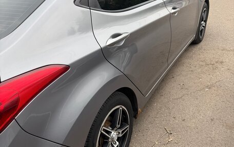 Hyundai Elantra V, 2012 год, 800 000 рублей, 6 фотография