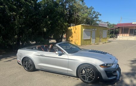 Ford Mustang VI рестайлинг, 2018 год, 1 870 000 рублей, 11 фотография