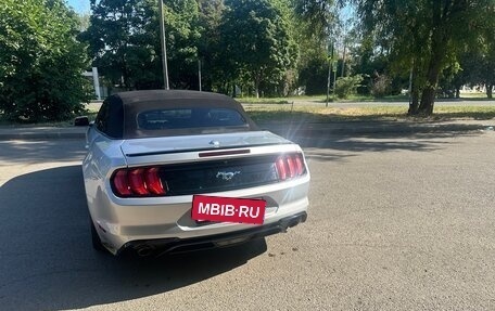 Ford Mustang VI рестайлинг, 2018 год, 1 870 000 рублей, 6 фотография