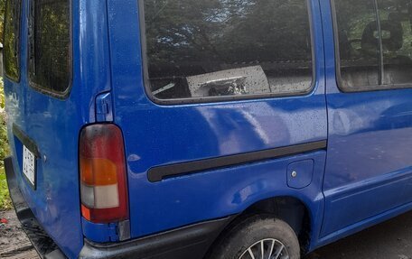 Nissan Serena I, 1998 год, 520 000 рублей, 6 фотография
