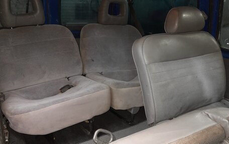 Nissan Serena I, 1998 год, 520 000 рублей, 10 фотография
