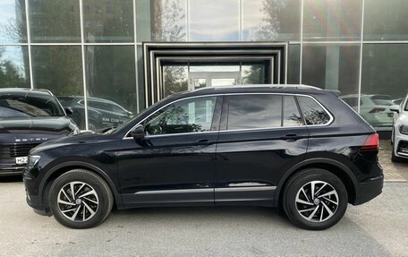 Volkswagen Tiguan II, 2018 год, 2 600 000 рублей, 7 фотография