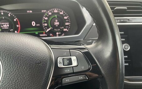 Volkswagen Tiguan II, 2018 год, 2 600 000 рублей, 26 фотография