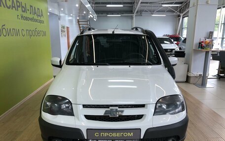 Chevrolet Niva I рестайлинг, 2017 год, 680 000 рублей, 2 фотография
