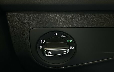 Volkswagen Tiguan II, 2018 год, 2 530 000 рублей, 11 фотография